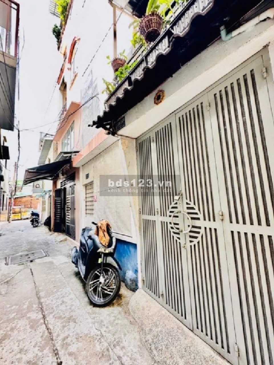 1 tỷ 950 - Nhà Thích Quảng Đức, Phú NHuận