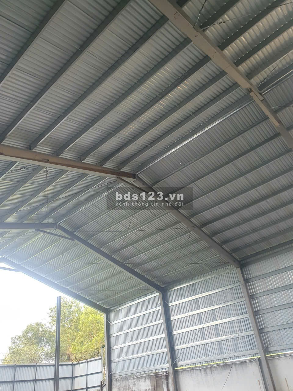 Cho Thuê kho bãi 1400m2 Xuân Thới Thượng, Hóc Môn