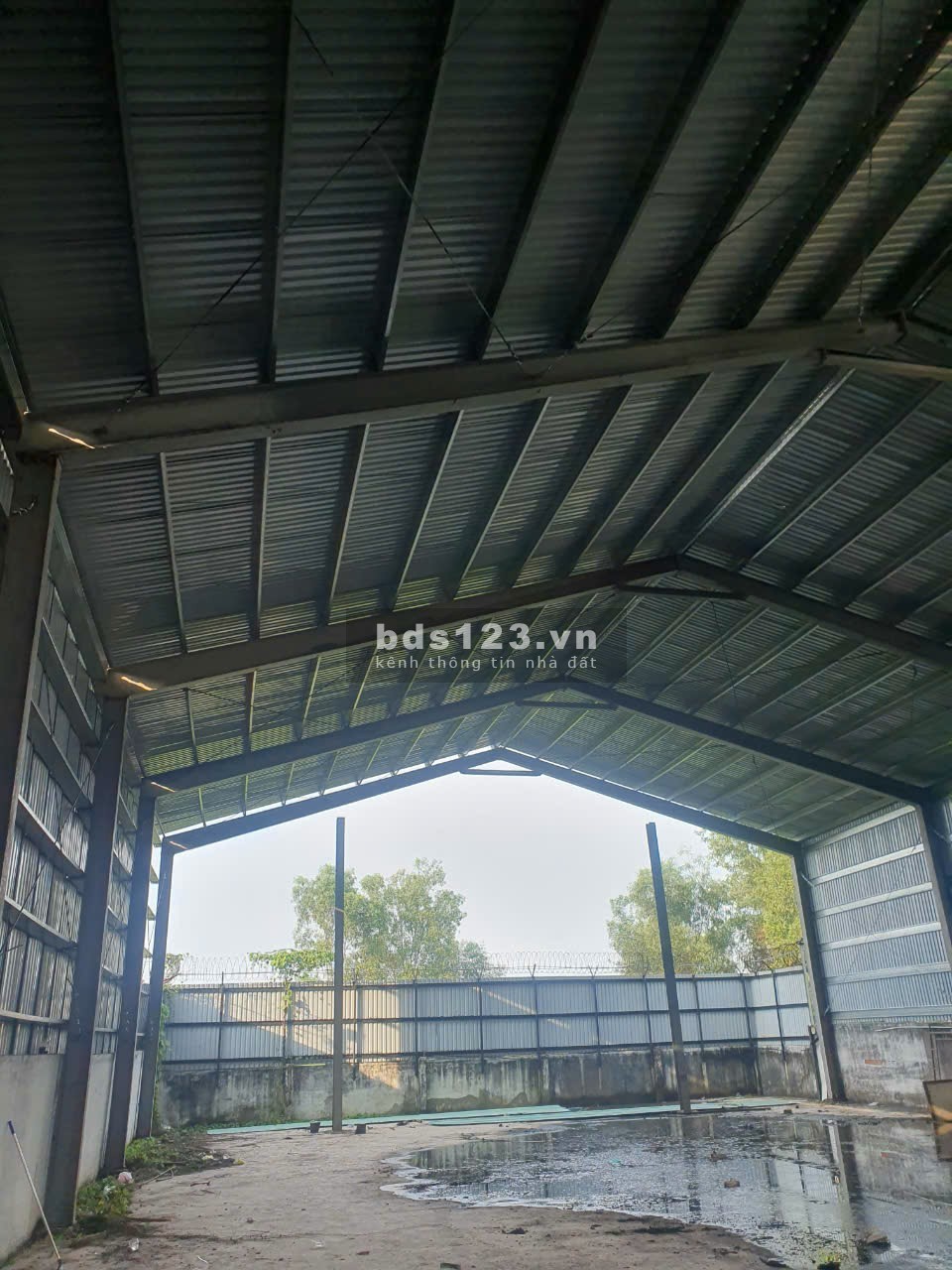 Cho Thuê kho bãi 1400m2 Xuân Thới Thượng, Hóc Môn