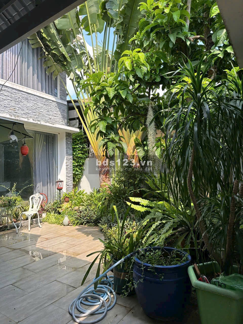 Bán gấp Bán biệt thự khu bên sông Sài Gòn 10 x 20 = 200 m2 (Sổ hồng) Thương Lượng