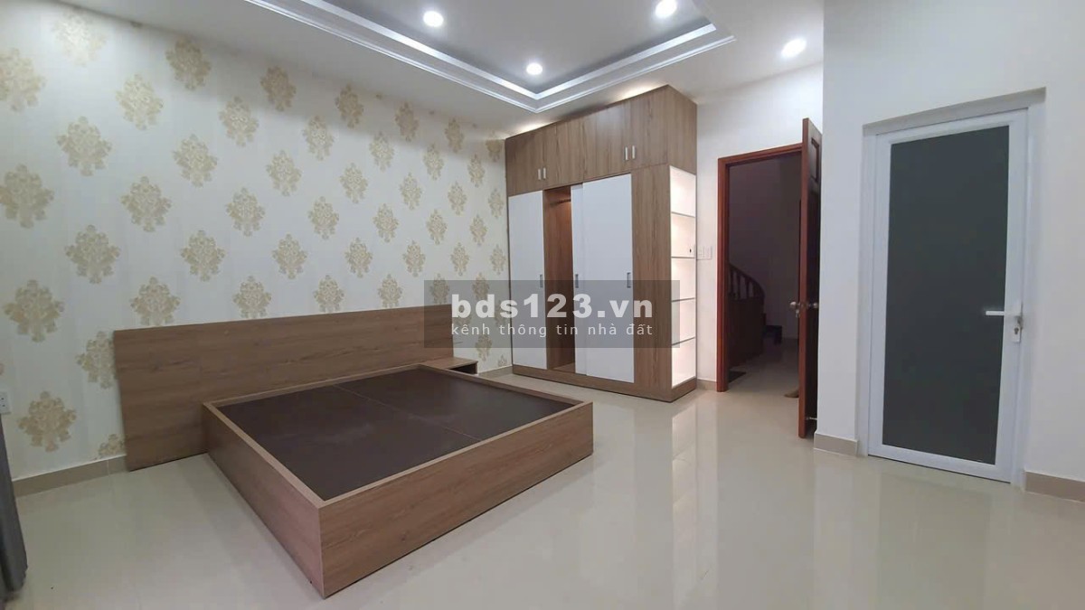 Bán gấp nhà mặt tiền Đinh Thị Thi, Đường thông Quốc Lộ 13, sát Vạn Phúc Hiệp Bình Phước Thủ Đức