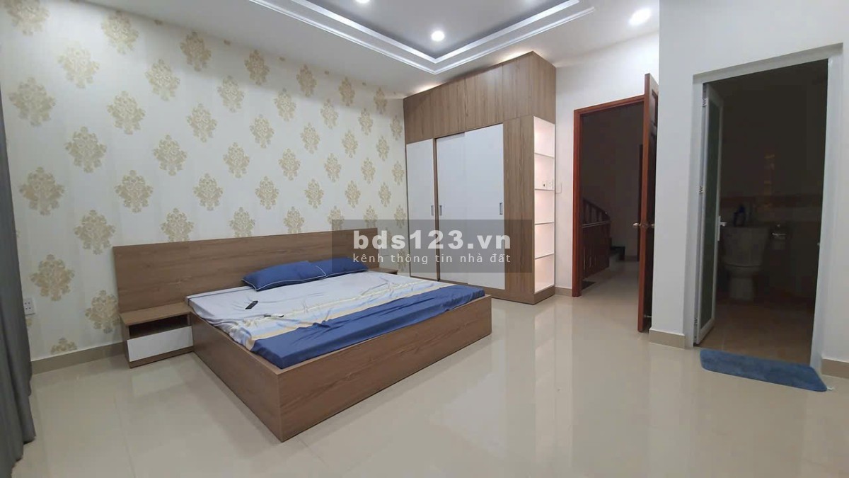 Bán gấp nhà mặt tiền Đinh Thị Thi, Đường thông Quốc Lộ 13, sát Vạn Phúc Hiệp Bình Phước Thủ Đức