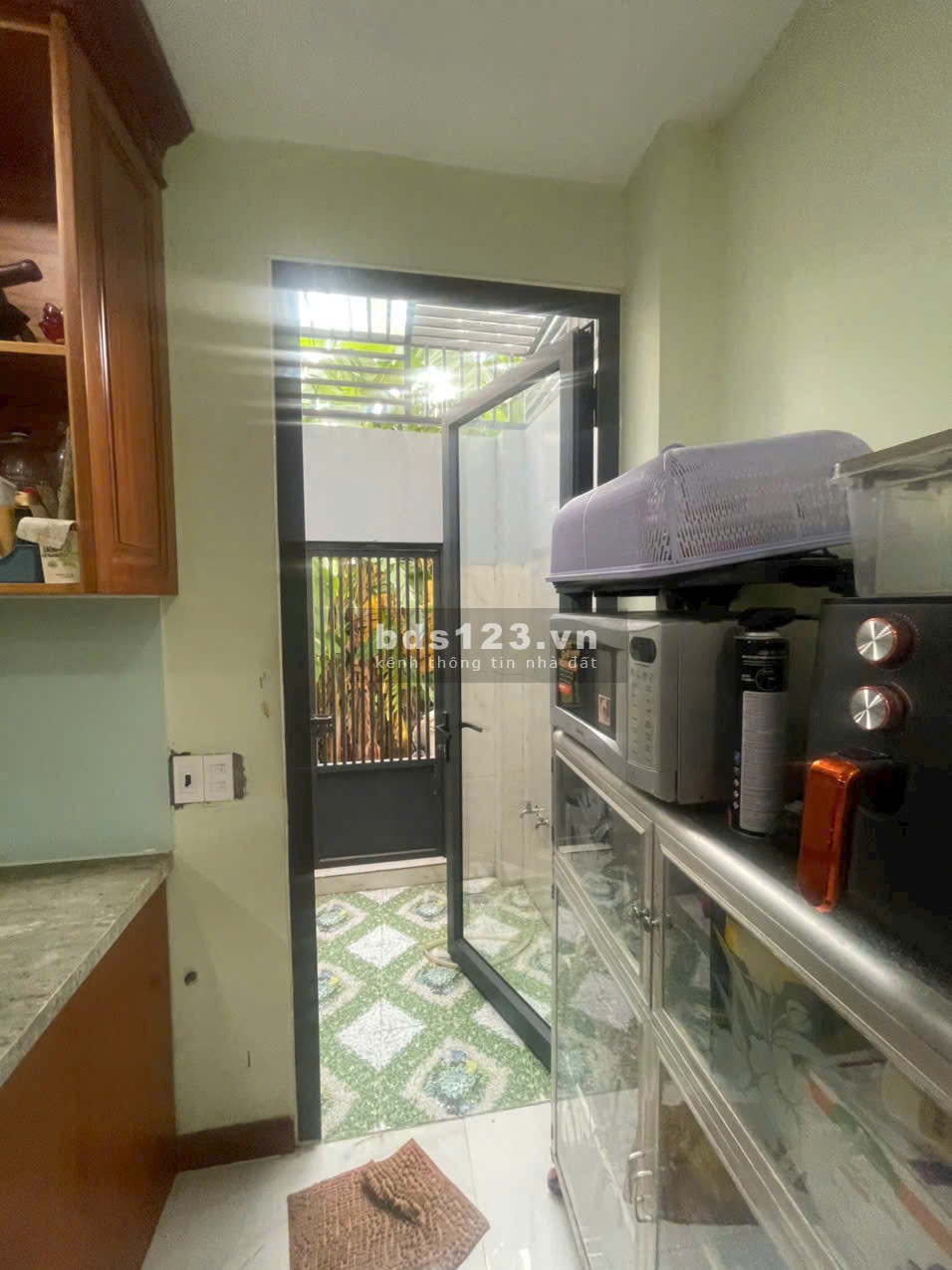 Bán gấp nhà đường số 48 (nhà 1 trệt 2 lầu). Nội Thất Cao Cấp
