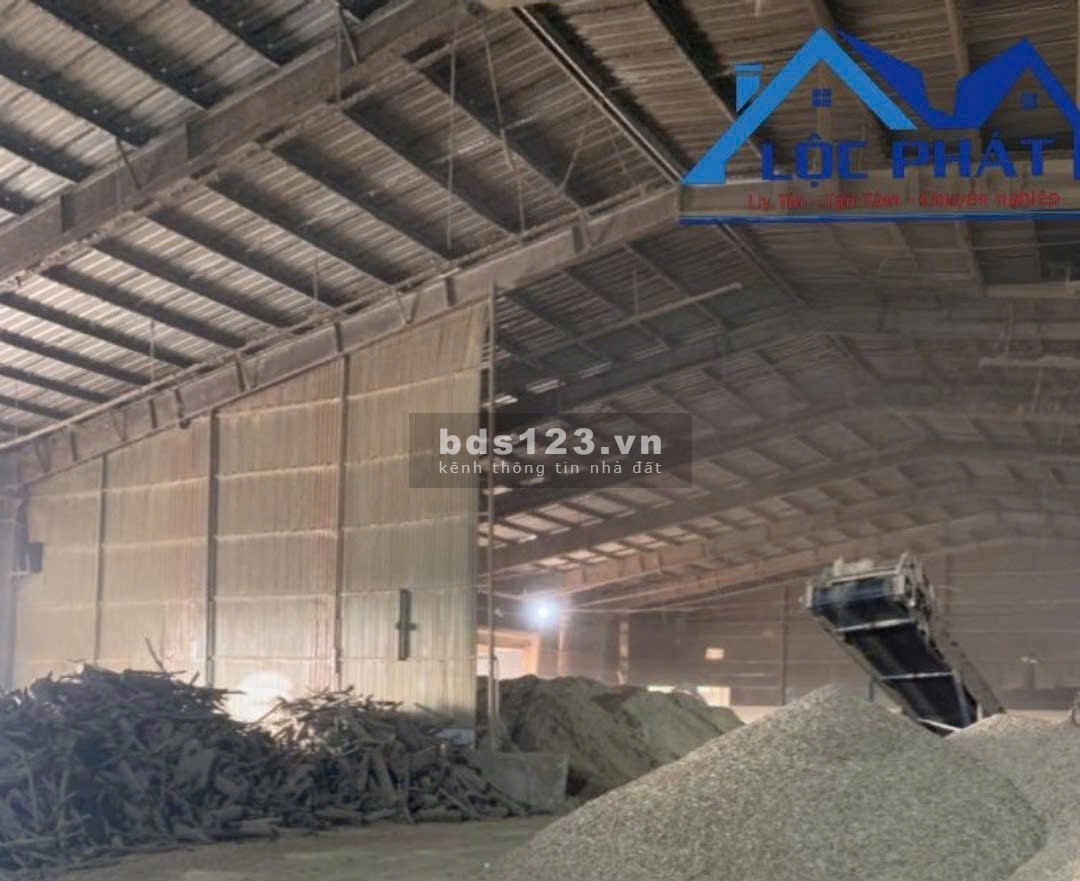 BÁN XƯỞNG tại Dầu Tiếng Bình Dương diện tích 11400m2 có dòng tiền 370 tr/tháng