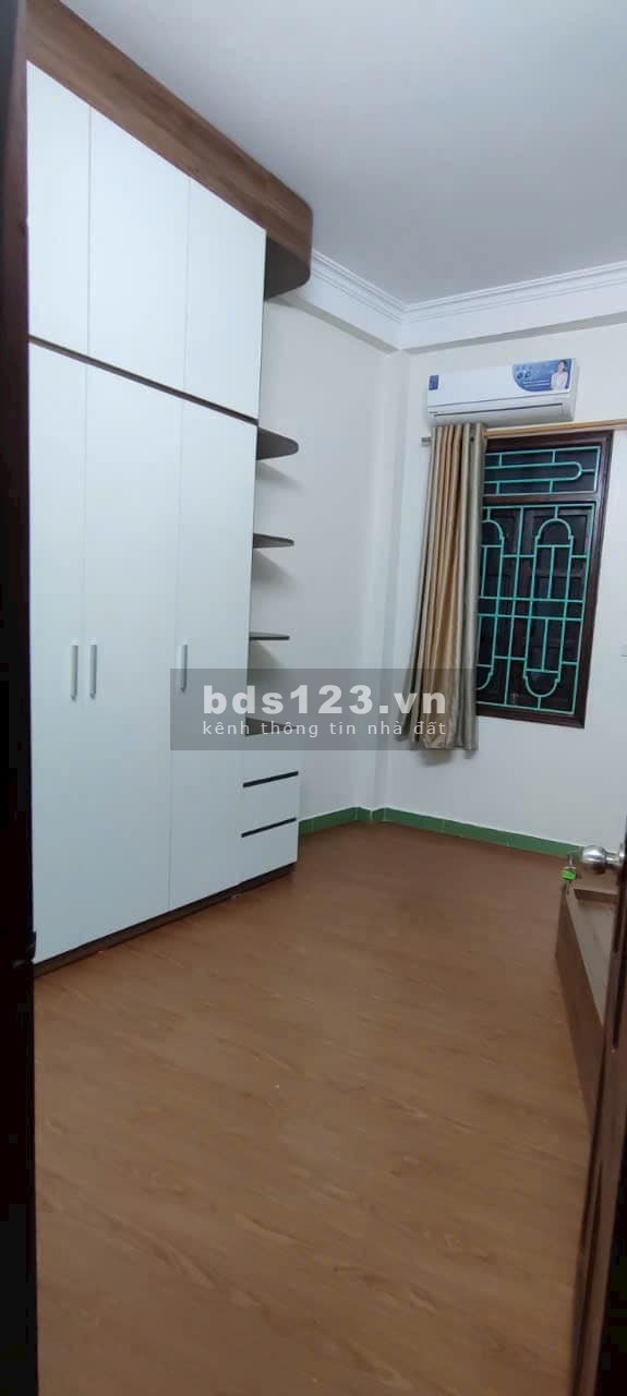 Vĩnh Hưng, Hoàng Mai, 36m 4 tầng, 4.8 tỷ, NHÀ ĐẸP - LÔ GÓC 3 MẶT THOÁNG - 5 NGỦ - NGÁCH THÔNG