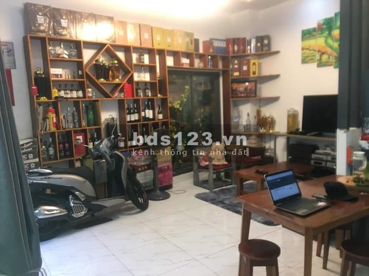 Chỉnh chủ cần bán nhà 3 tầng kiệt Tố Hữu, TT Hải Châu, giá chỉ nhỉnh 4 tỷ.
