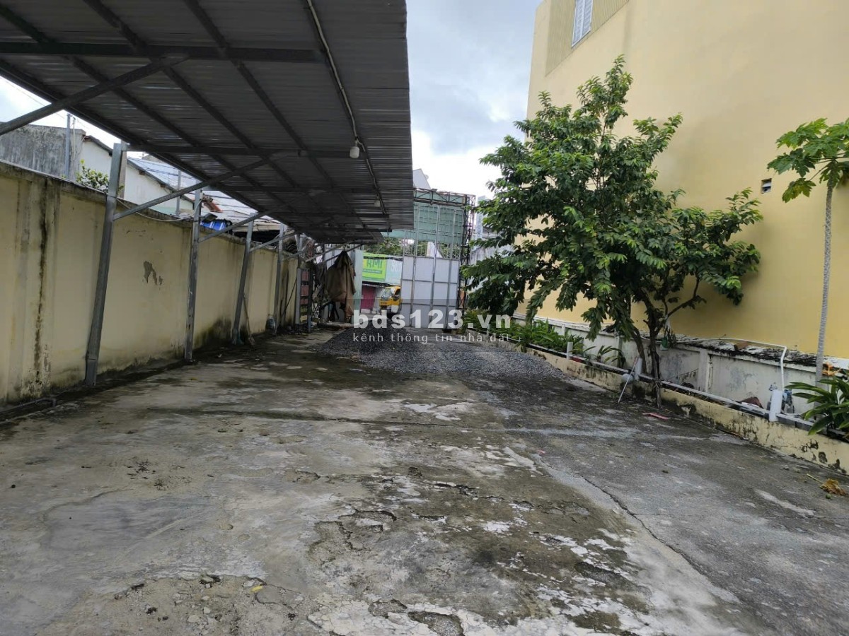 Cho thuê đất, mặt bằng 1.874m2 Đỗ Xuân Hợp, Phường Phước Long B, Quận 9