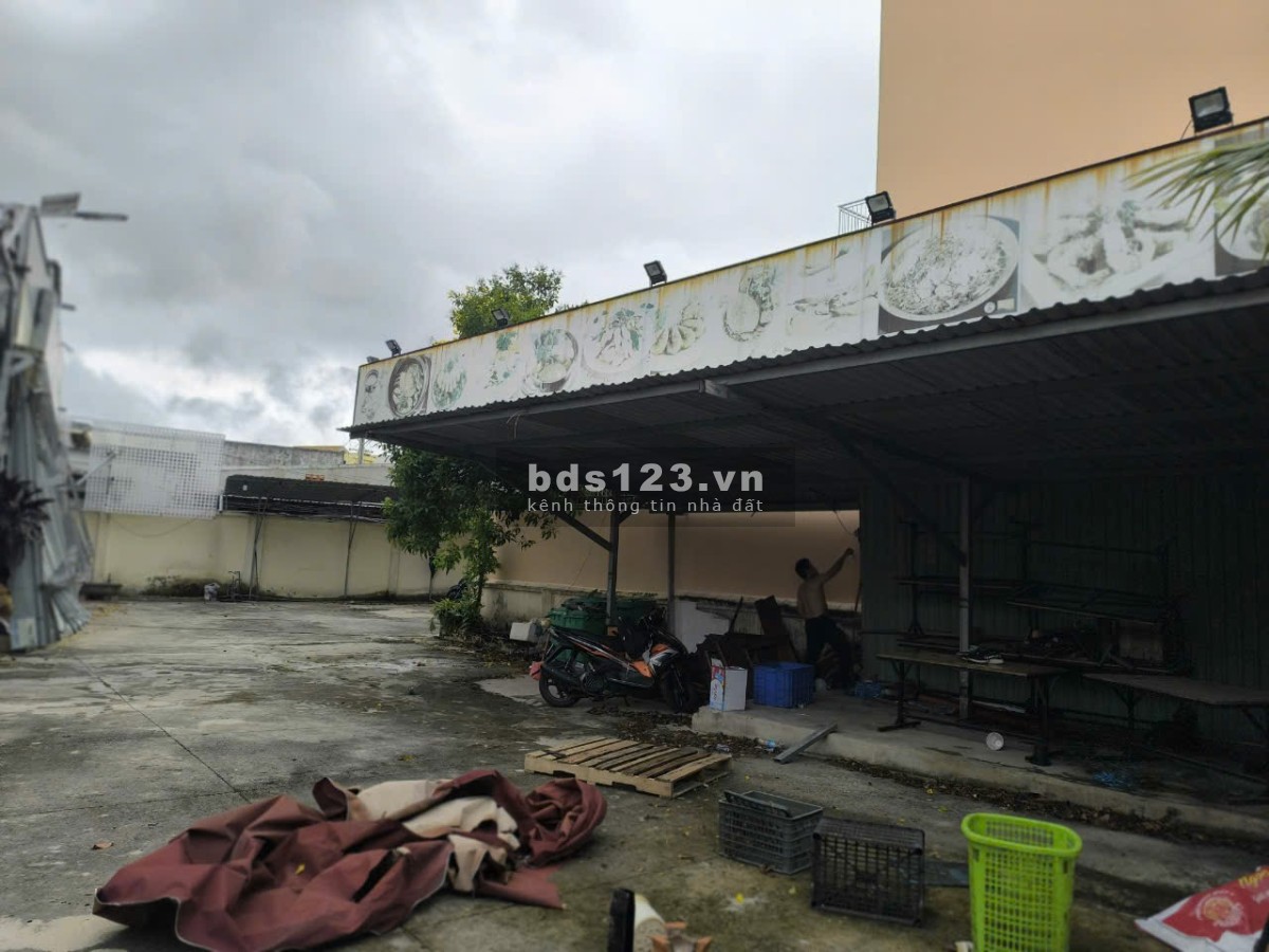 Cho thuê đất, mặt bằng 1.874m2 Đỗ Xuân Hợp, Phường Phước Long B, Quận 9