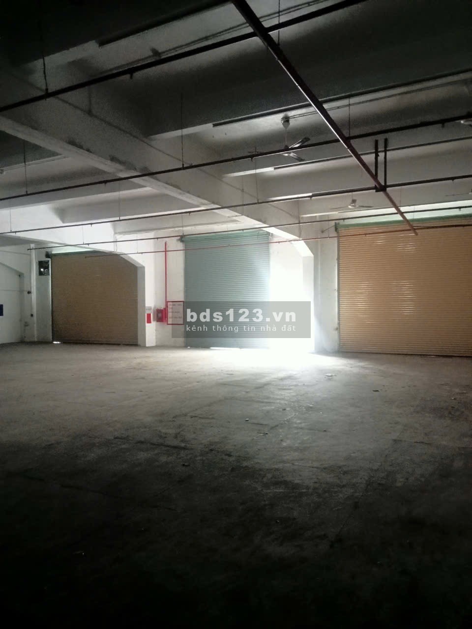 Cho thuê kho xưởng 800m2 - 1500m2 QL 1A, Linh Trung, Quận Thủ Đức
