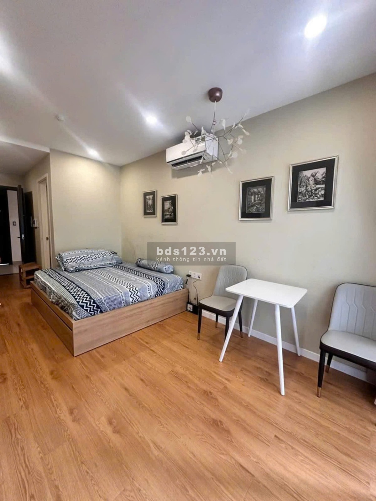 Cần bán officetel từ 40m² ngay trung tâm quận 7, giá 1.62 tỷ. Dọn vào ở ngay!