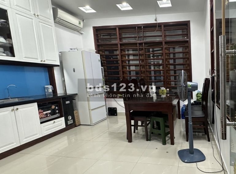 Bán nhà phân lô Tân Mai, ô tô chạy vòng quanh, sổ đỏ chính chủ, 5 tầng 5PN, 12.7 tỷ