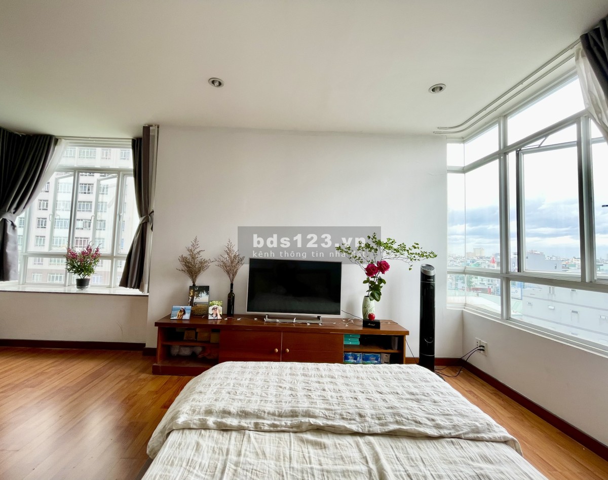 Bán Căn Hộ Chung Cư Giai Việt, Quận 8 - Giá 4 Tỷ - Diện Tích 115m² - Nội Thất Cao Cấp