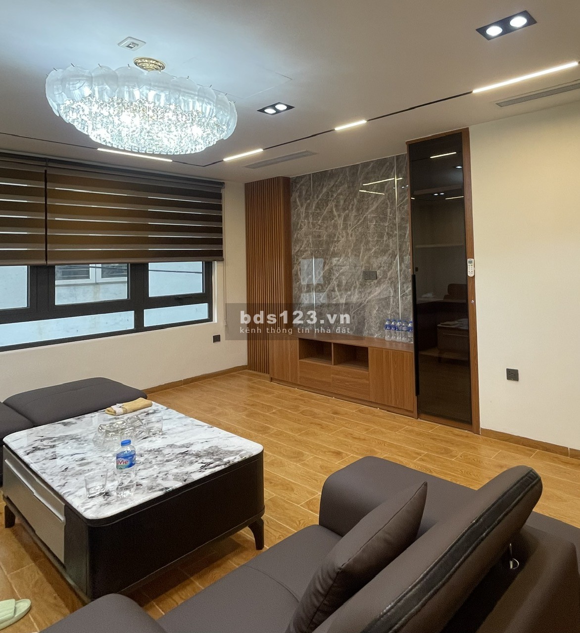 Bán Căn Nhà Siêu Đẹp 7 Tầng Thang Máy Tại Ngọc Thụy ( Full Nội Thất )