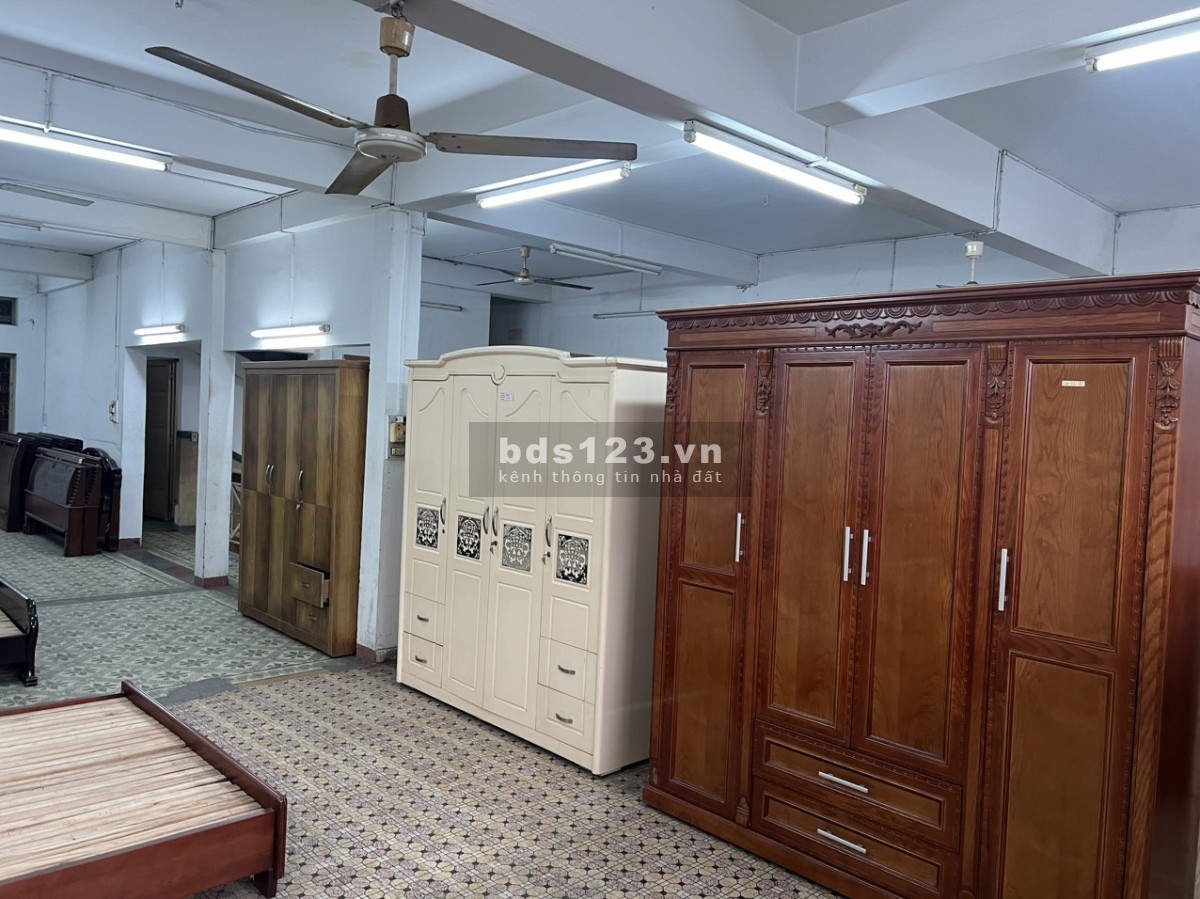BÁN NHÀ 1 LỬNG, 3 TẦNG MT 13M, NGAY PHỐ NỘI THẤT & CƠ ĐIỆN Ở ĐÀ NẴNG. DTSD: 868m2