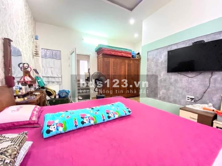 Chính chủ bán nhà MT đường PHÙNG CHÍ KIÊN, TT LIÊN CHIỂU, giá chỉ nhỉnh 5 tỷ.