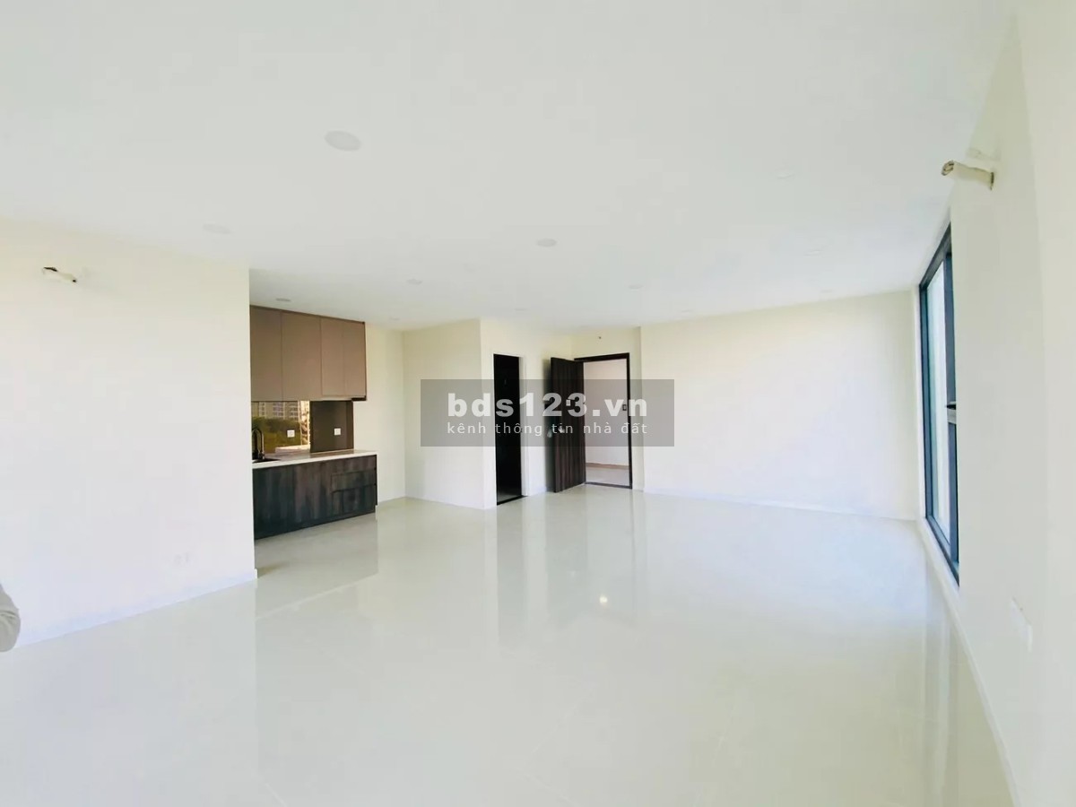 Nhượng lại căn Officetel 43m2 ngay khu đô thị Phú Mỹ Hưng, giá 2 tỷ