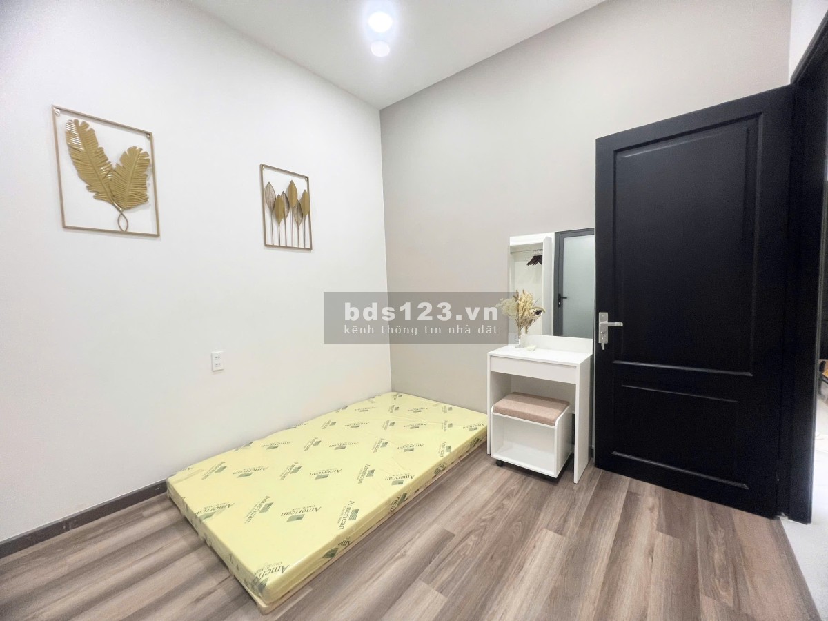 Phòng trọ cao cấp full NT ở 585 Nguyễn Thị Thập quận 7