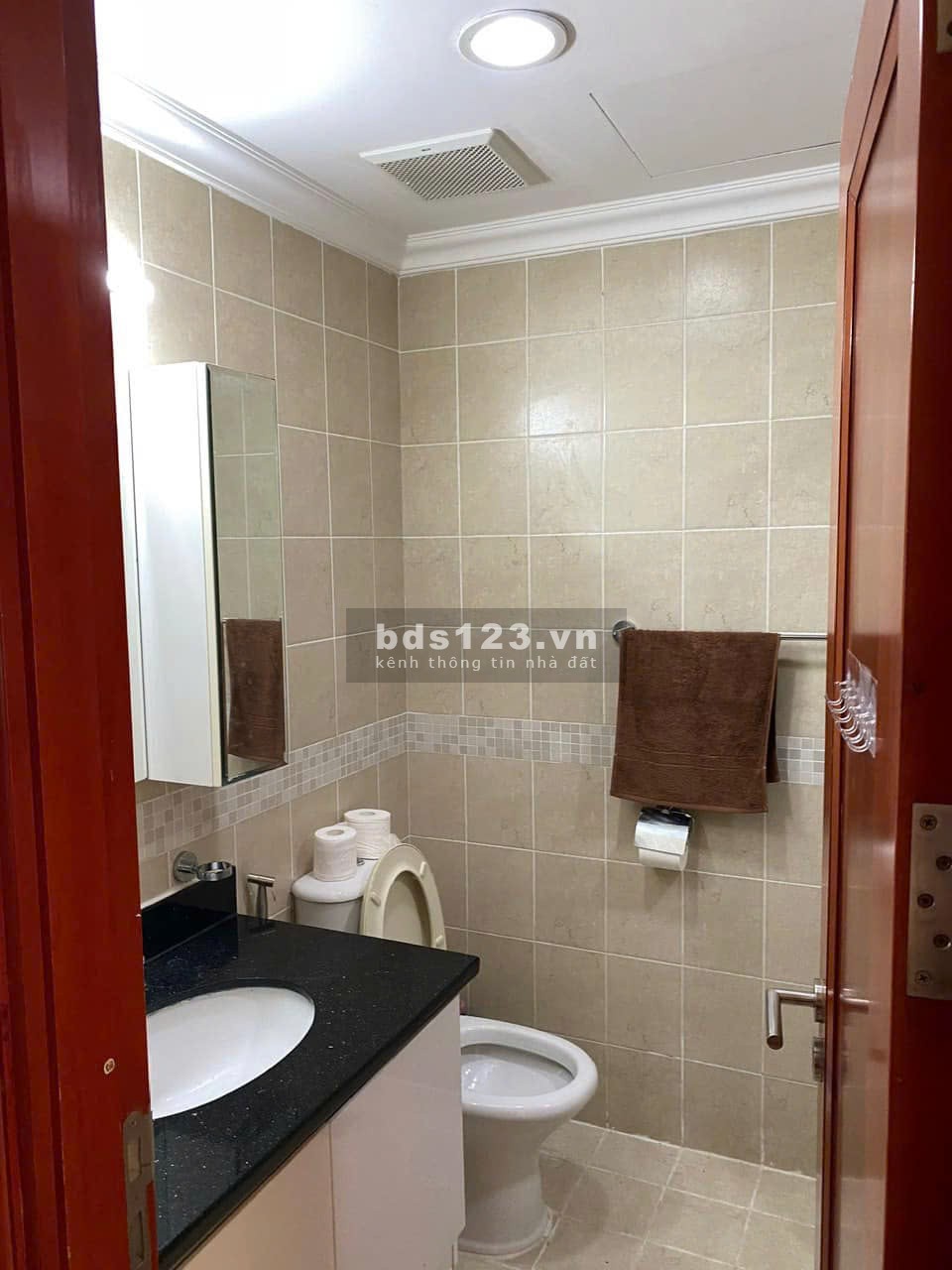 Chung cư Trương Quyền, Phường 6, Quận 3: 80m2, 2p ngủ, 1wc, 12tr/tháng