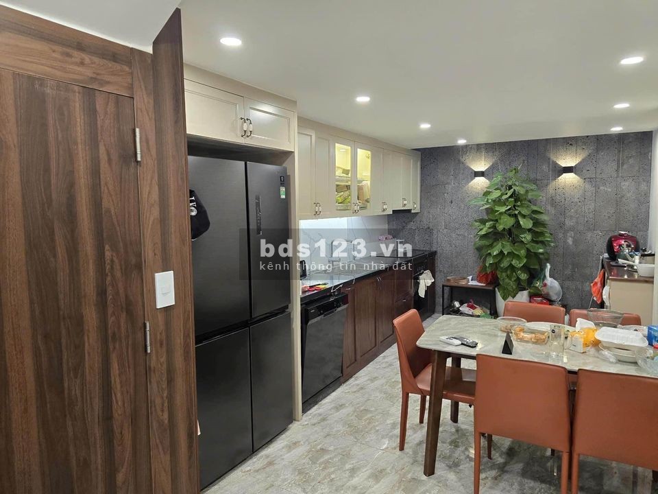 VŨ PHẠM HÀM - 50M x 5T - MẶT TIỀN 3.5M - Ô TÔ ĐỖ CỬA 24/24 - AN NINH TUYỆT ĐỐI