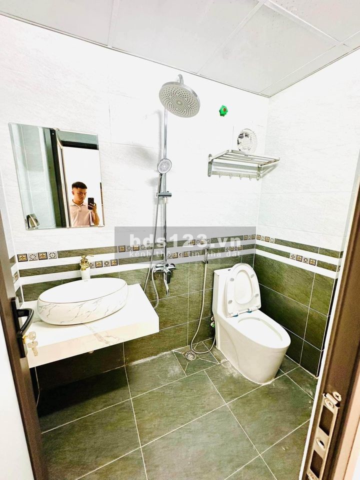BÁN NHÀ ĐÊ LA THÀNH 58M X 5T - MẶT TIỀN 5M - MẶT NGÕ THÔNG KINH DOANH SẦM UẤT - NGÕ CẠNH ĐẠI HỌC