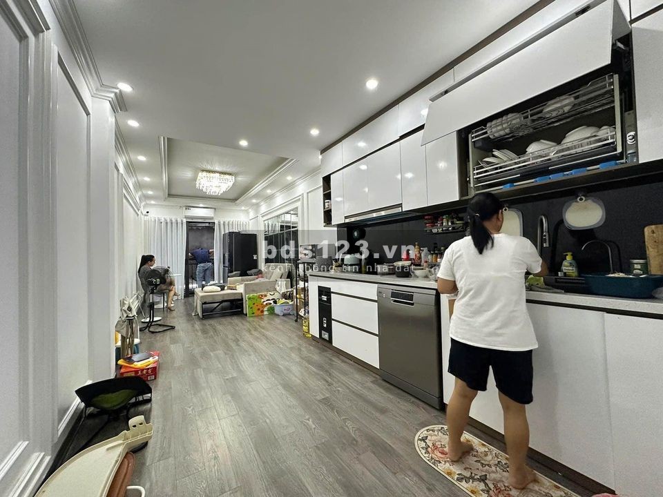 PHƯƠNG MAI ĐỐNG ĐA - 48M X 6T - MẶT TIỀN 3.2M - NGÕ THÔNG - Ô TÔ ĐỖ 24/24 - THANG MÁY