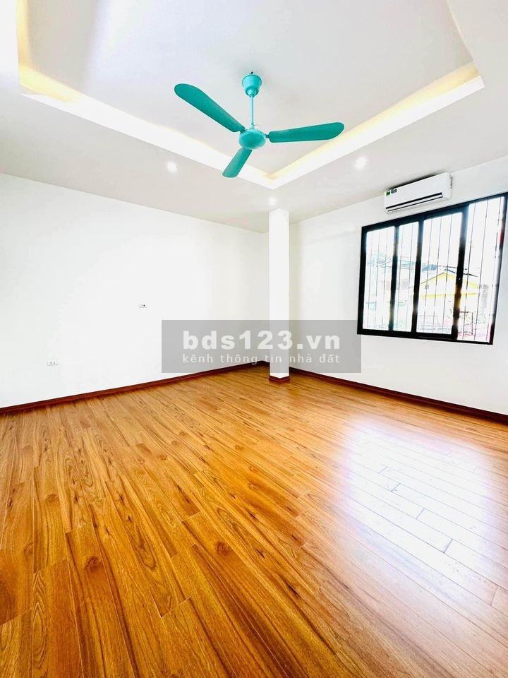 BÁN NHÀ ĐÊ LA THÀNH 58M X 5T - MẶT TIỀN 5M - MẶT NGÕ THÔNG KINH DOANH SẦM UẤT - NGÕ CẠNH ĐẠI HỌC