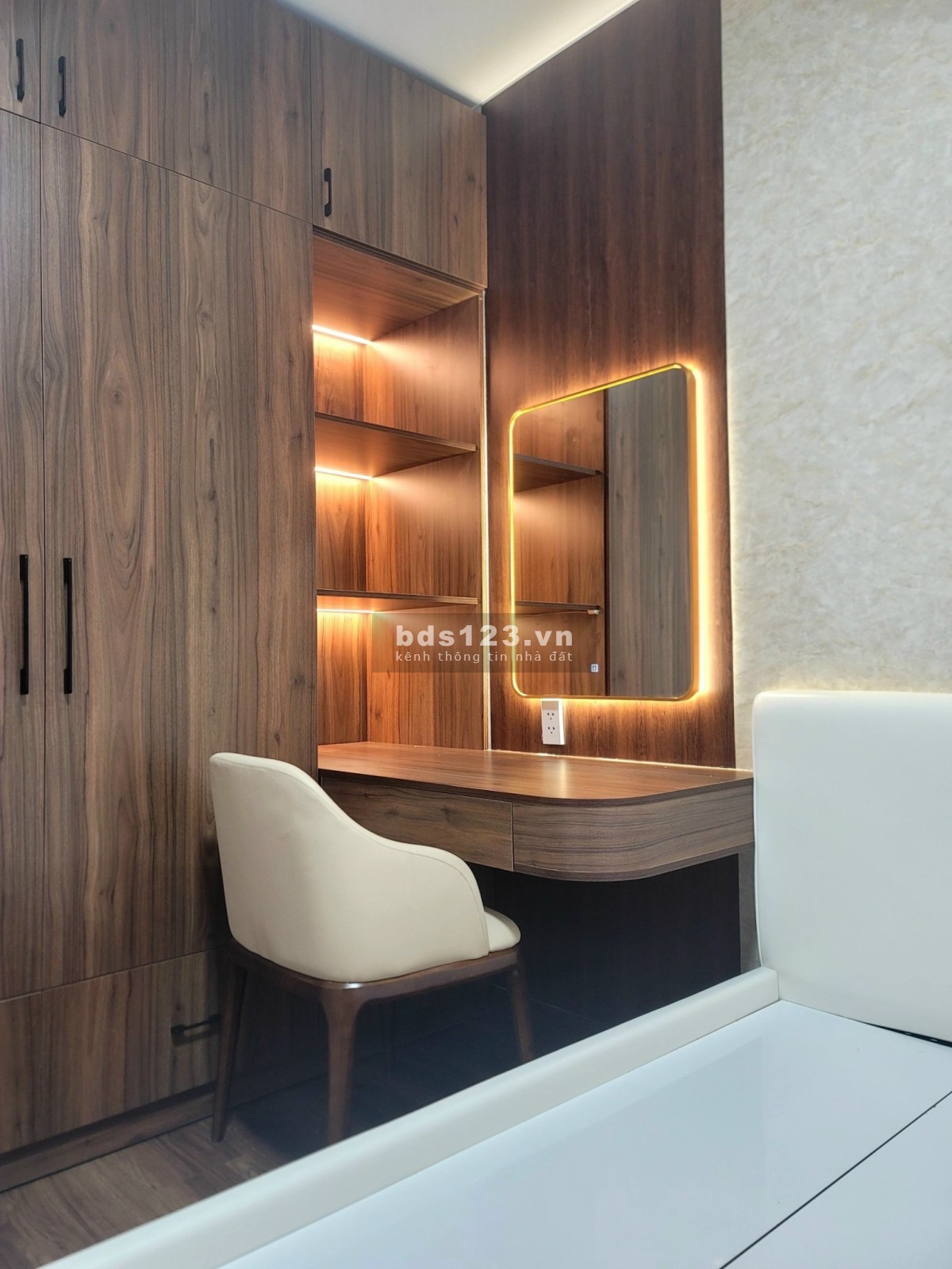 Bán nhanh căn hộ Charm City 2PN2WC đã có sổ hồng, hỗ trợ vay 70%