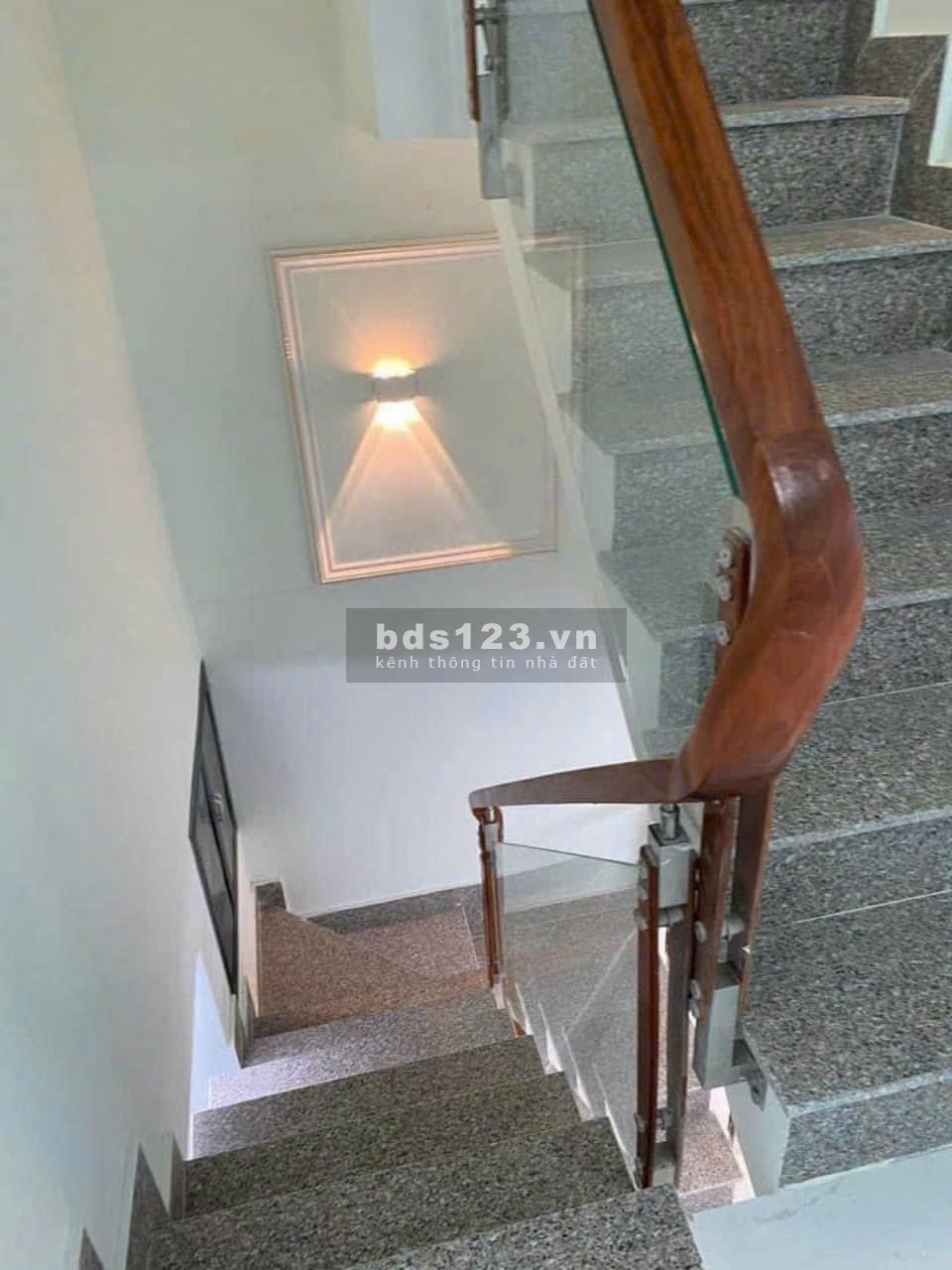 Bán nhà hẻm thông ra Huỳnh Tấn Phát, Nhà Bè, 3,5 x 8M, 1 trệt 2 lầu, 1.95 tỷ