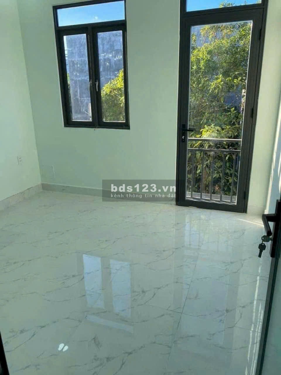 Bán nhà hẻm thông ra Huỳnh Tấn Phát, Nhà Bè, 3,5 x 8M, 1 trệt 2 lầu, 1.95 tỷ