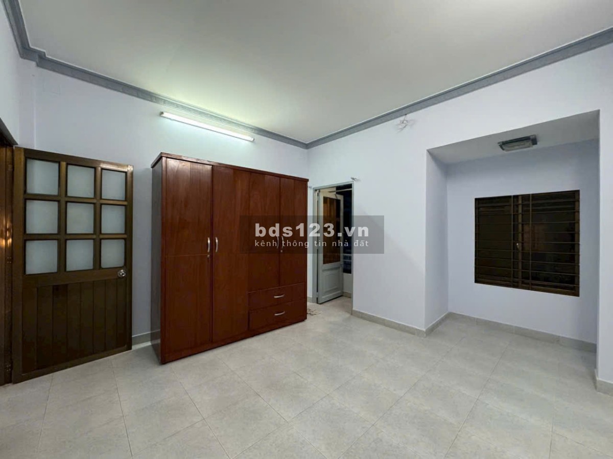 Bán Nhà Sổ Hồng Riêng Hẻm 3m Đường Trần Xuân Soạn, Tân Hưng, 3.85 tỷ