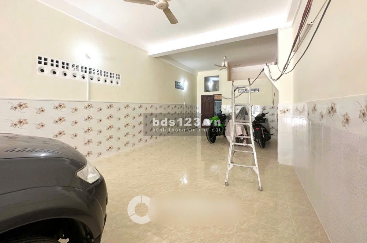 Cho thuê mặt bằng riêng biệt mới 100% ngay MT 139 Trần Quang Cơ