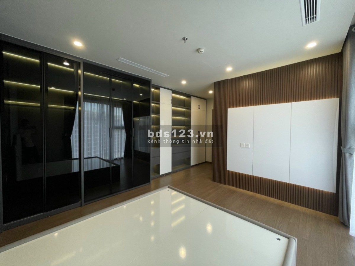Bán căn góc 3N+1 3WC - 130m2 Sunshine Center Phạm Hùng. Thiết kế hiện đại, view hồ, LH 0923 559 594