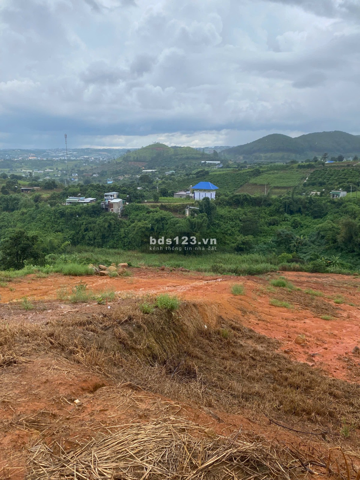  Bán đất nền vùng ven Đà Lạt - Diện Tích 500m² - SHR - Giá Chỉ 790 Triệu 