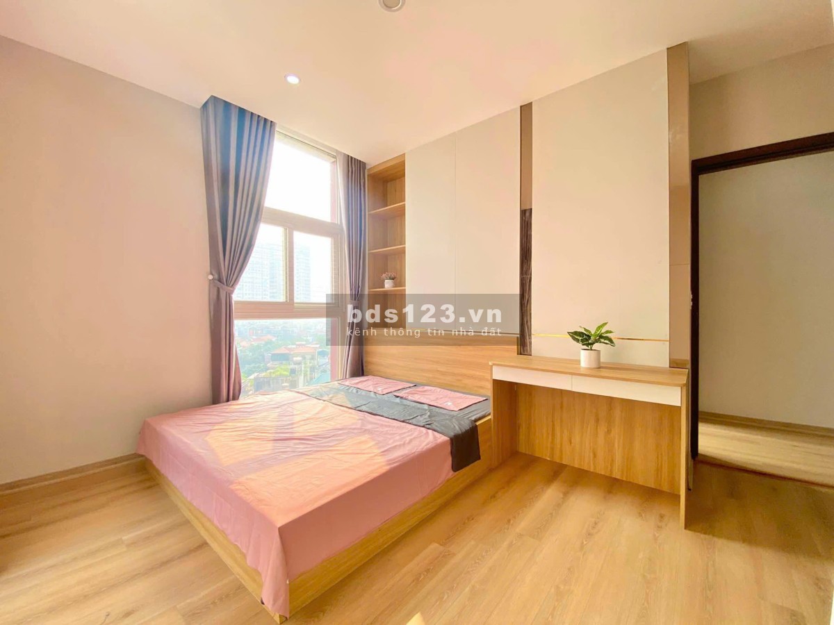 Cần bán căn hộ 54m2 2 ngủ 2 vệ sinh CT7 Dương Nội tòa J mặt đường nhà có đồ giá 3,05 tỷ
