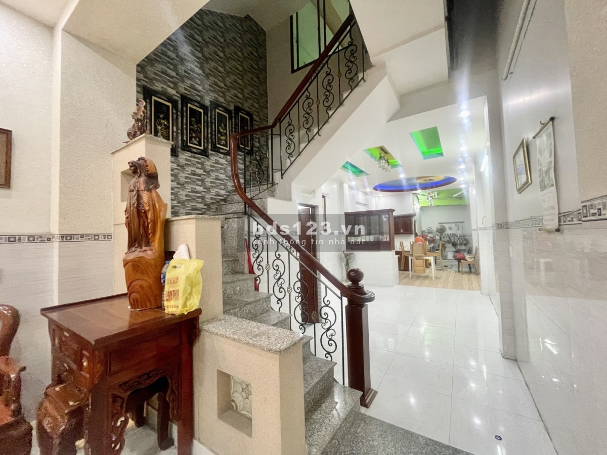 Mặt tiền Đô Đốc Long, Tân Phú - 4 tầng BTCT 87m2 (4x23). Vỉa hè 2m chỉ 10.99 tỷ TL