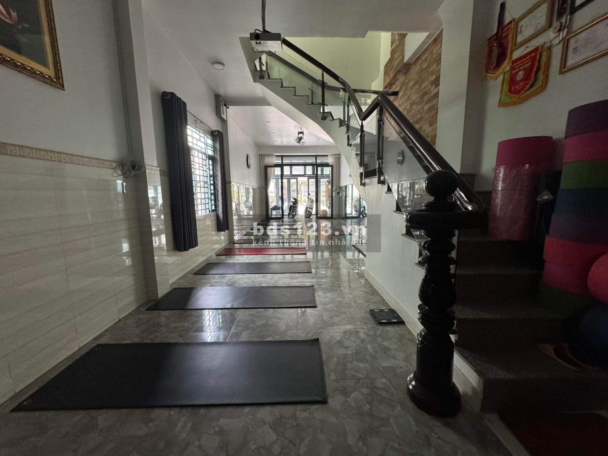 Mặt tiền TÂN QUÝ TÂN PHÚ GẦN AEON - CĂN GÓC 2MT - ĐƯỜNG 20M - 4 TẦNG (5 x 20) - 13 TỶ.