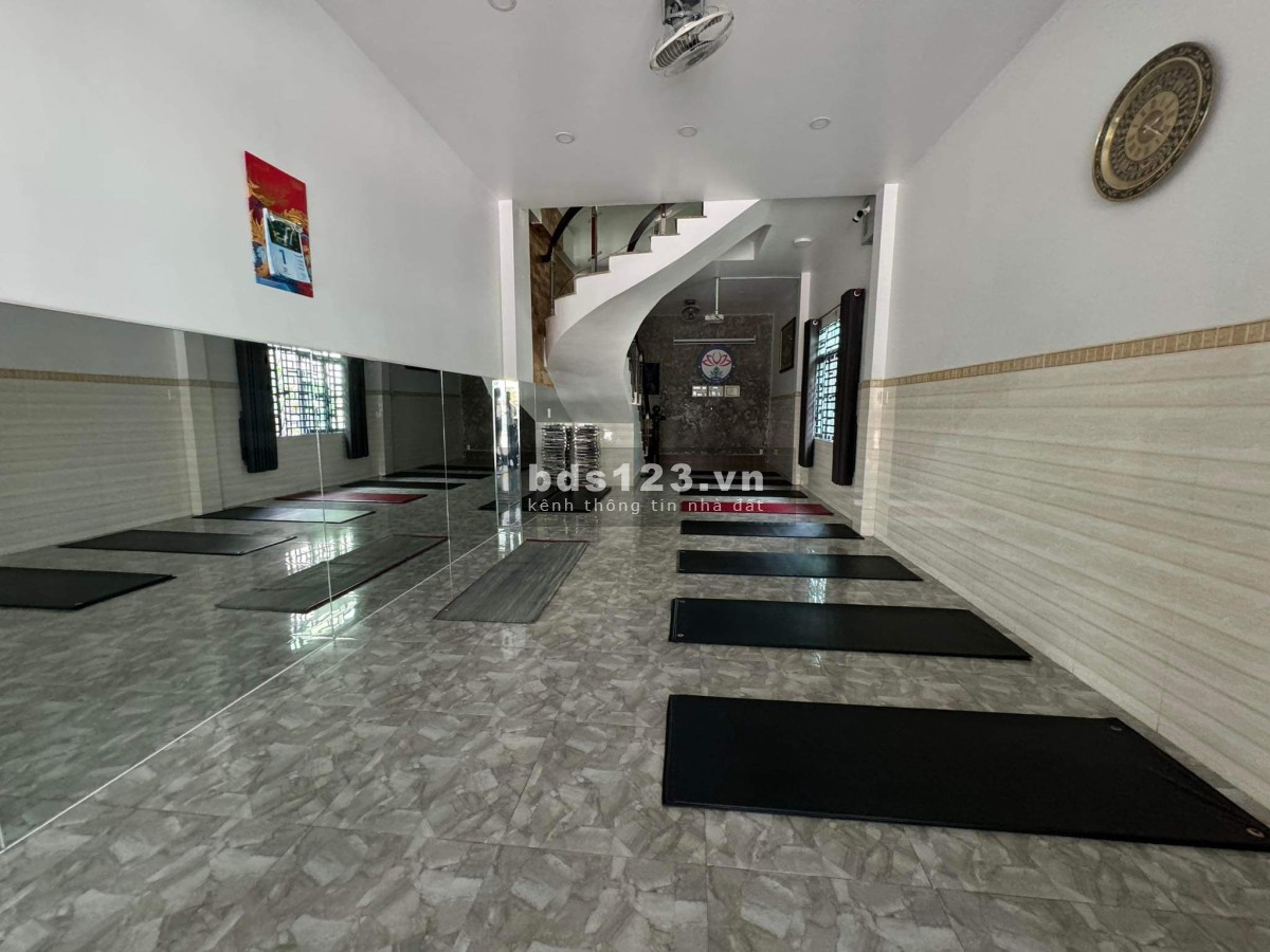 Mặt tiền TÂN QUÝ TÂN PHÚ GẦN AEON - CĂN GÓC 2MT - ĐƯỜNG 20M - 4 TẦNG (5 x 20) - 13 TỶ.