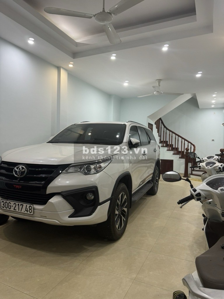 OTO VÀO NHÀ 51m2 chỉ 15.4 TỶ THỬA ĐẤT NỞ HẬU ĐẸP - NHÀ MỚI ĐẸP - Ở NGAY - ĐỘI CẤN BA ĐÌNH