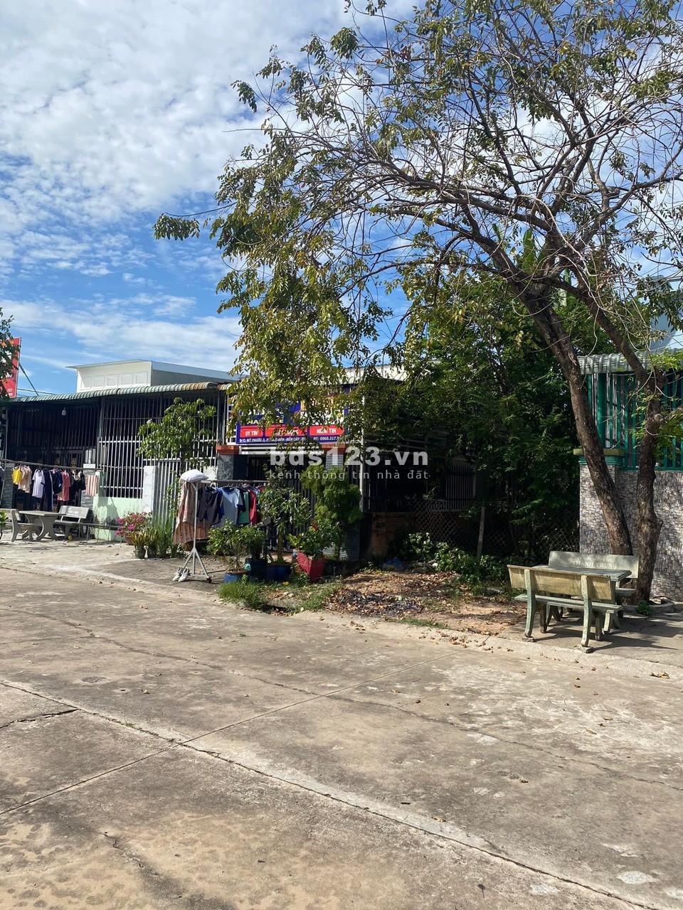 Bán đất Mỹ Phước 3 TP Bến Cát vị trí gần cổng chào và QL13 dân cư đông chỉ từ 1,3 ty DT 100 - 150m2