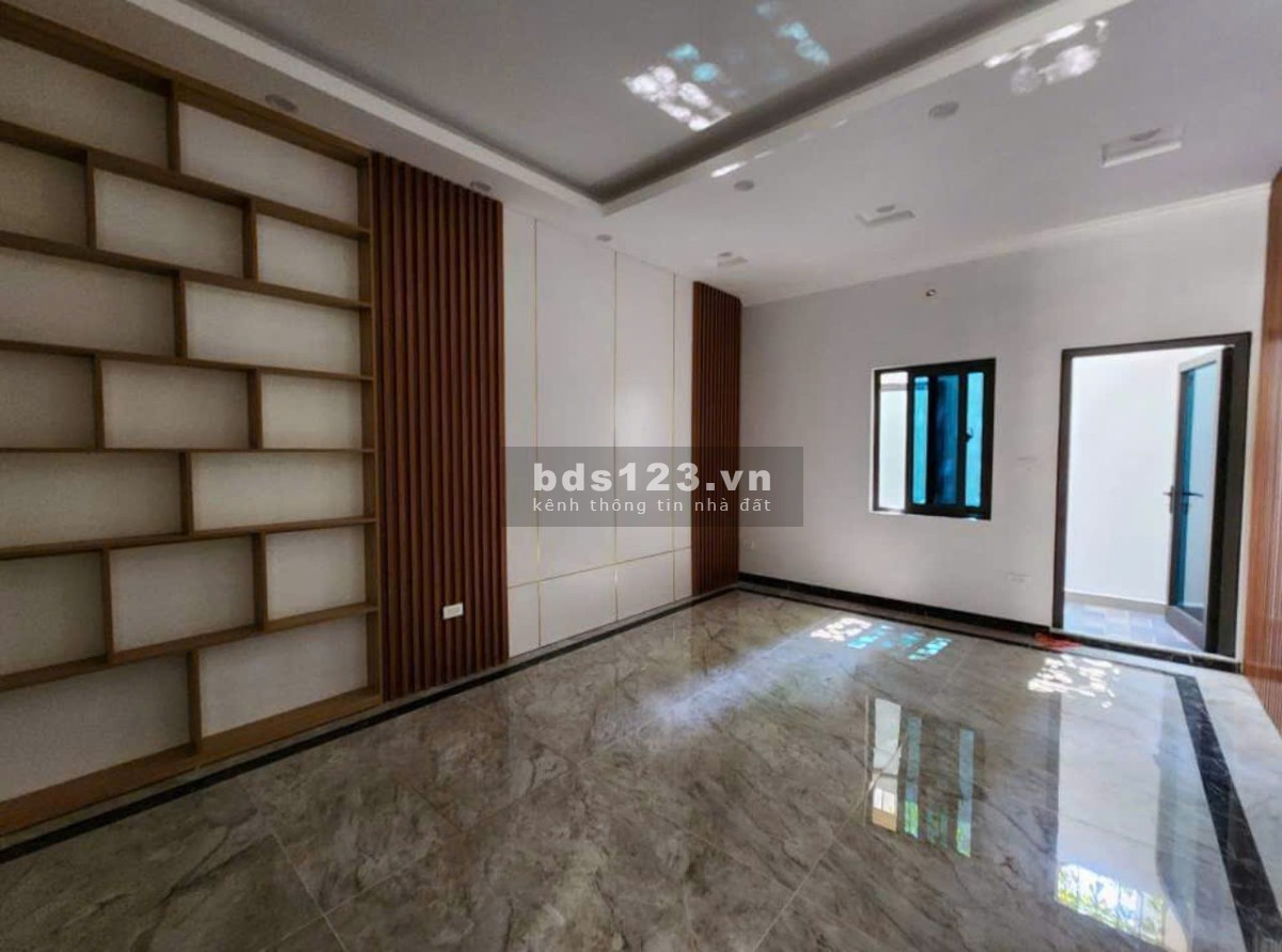 Hơn 14 tỷ có ngay LK 5 tầng thang máy - VIP nhất KĐT Văn Khê - 2 thoáng trước sau - KD vô đối!