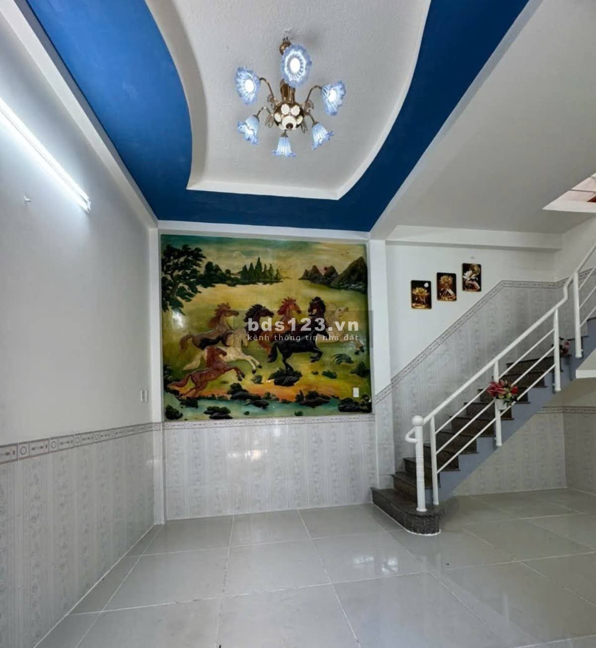 Bán nhà HXH Bông Sao Q.8 - 41 M2 - 2 tầng - Giá 3.69 tỷ