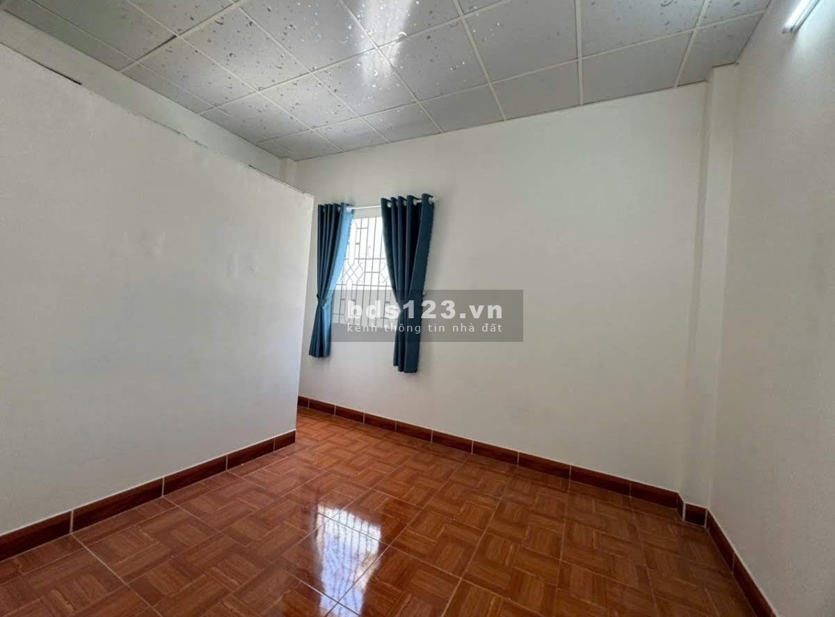 Bán nhà HXH Bông Sao Q.8 - 41 M2 - 2 tầng - Giá 3.69 tỷ