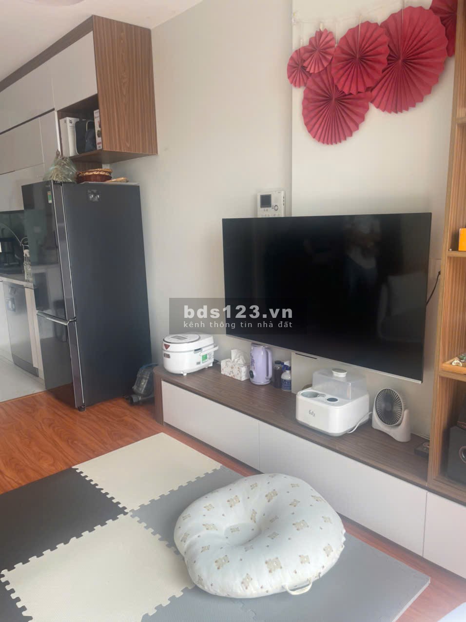 Bán căn 1N+ 43m2 Full đồ, gần nhà xe, view thoáng vĩnh viễn . Gía chỉ 3 tỷ