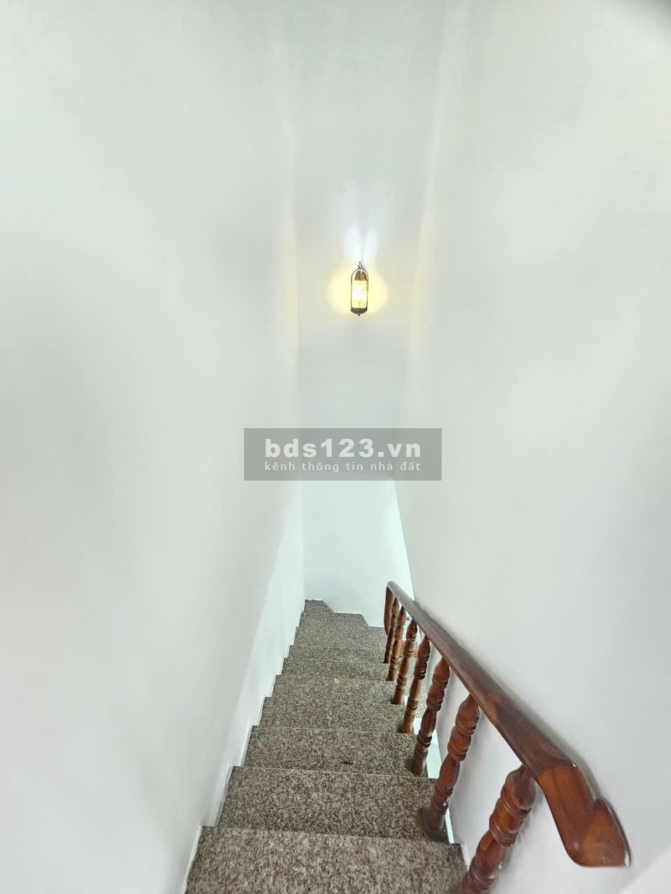 Bán nhà xã Xuân Thới Sơn. Hẻm 4m, xe hơi đậu cửa