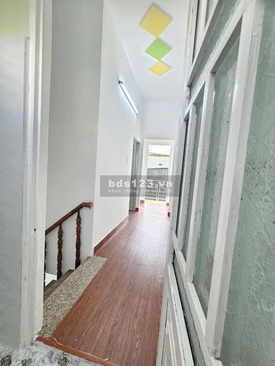 Bán nhà xã Xuân Thới Sơn. Hẻm 4m, xe hơi đậu cửa