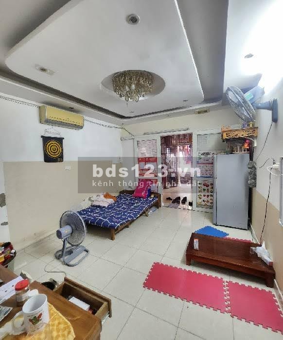 Bán nhà tập thể đẹp ở luôn khu vực Nguyễn Trãi, ô tô đỗ tận cửa, giá 3.5 tỷ
