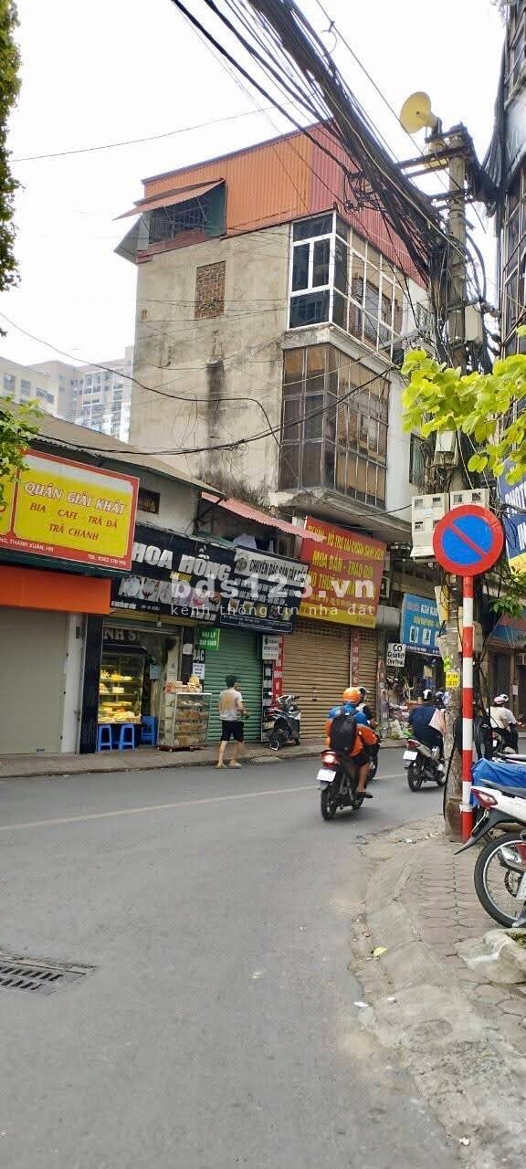 Bán nhà mặt tiền 5.5m2 Nguyễn Huy Tưởng, 4 tầng, giá 3 tỷ , kinh doanh sầm uất