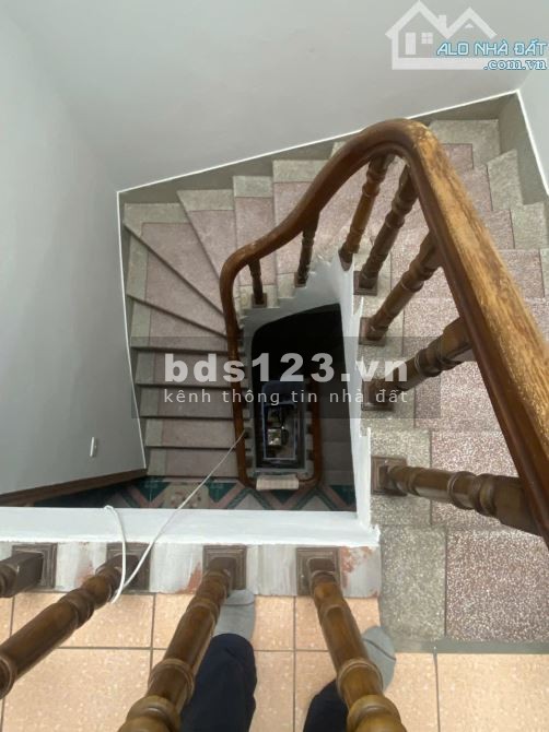 Bán nhà Chiến Thắng Hà Đông, 47m2, 4 tầng. Vài bước chân ra Phố. Giá 8.9 tỷ