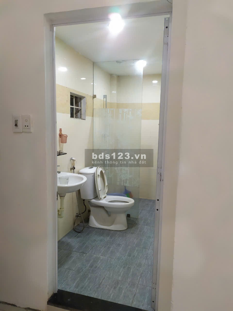Cần cho thuê nhà mặt tiền đường Lý Đạo Thành Đà ẵNg chính chủ