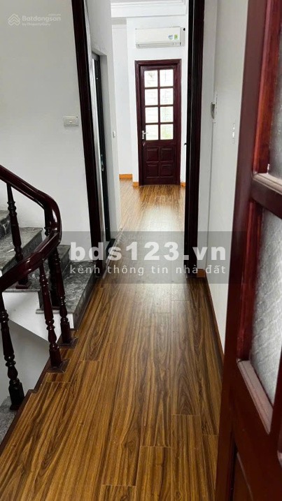 Bán Nhà Ngô Quyền - Phân Lô Học Viện Chính Trị, Ngõ Thông Ô tô, Diện Tích: 40M, 4 Tầng, Giá 7.9 tỷ